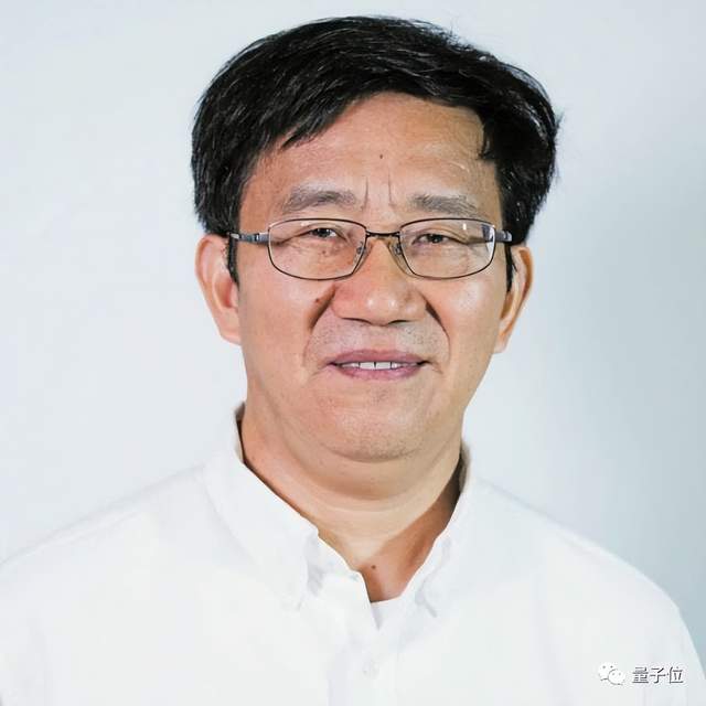 稚晖君官宣离开华为创业，被曝已获得天使投资，网友猜测来自李泽湘