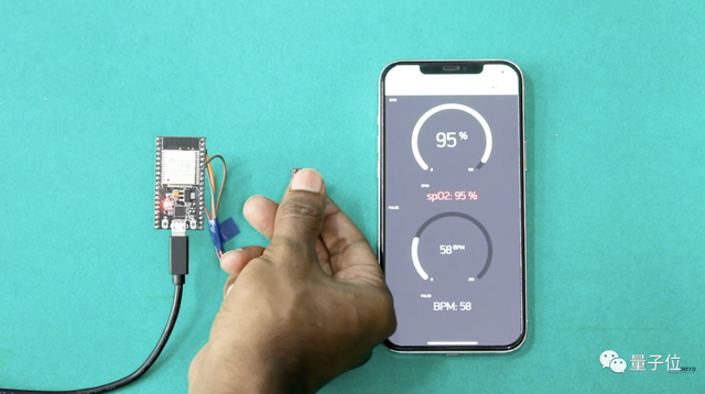抢不到血氧仪？那就DIY：只需一个手机、芯片和传感器