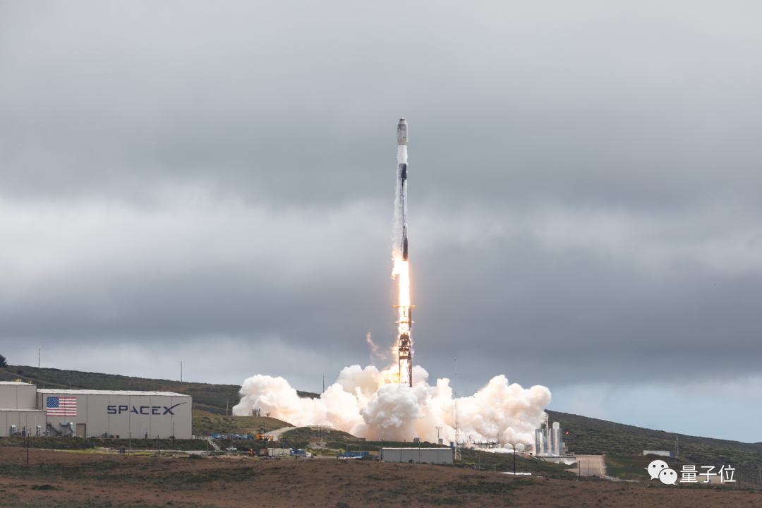 马斯克前员工建「太空工厂」，开局就造新冠药Paxlovid，已搭SpaceX火箭升空